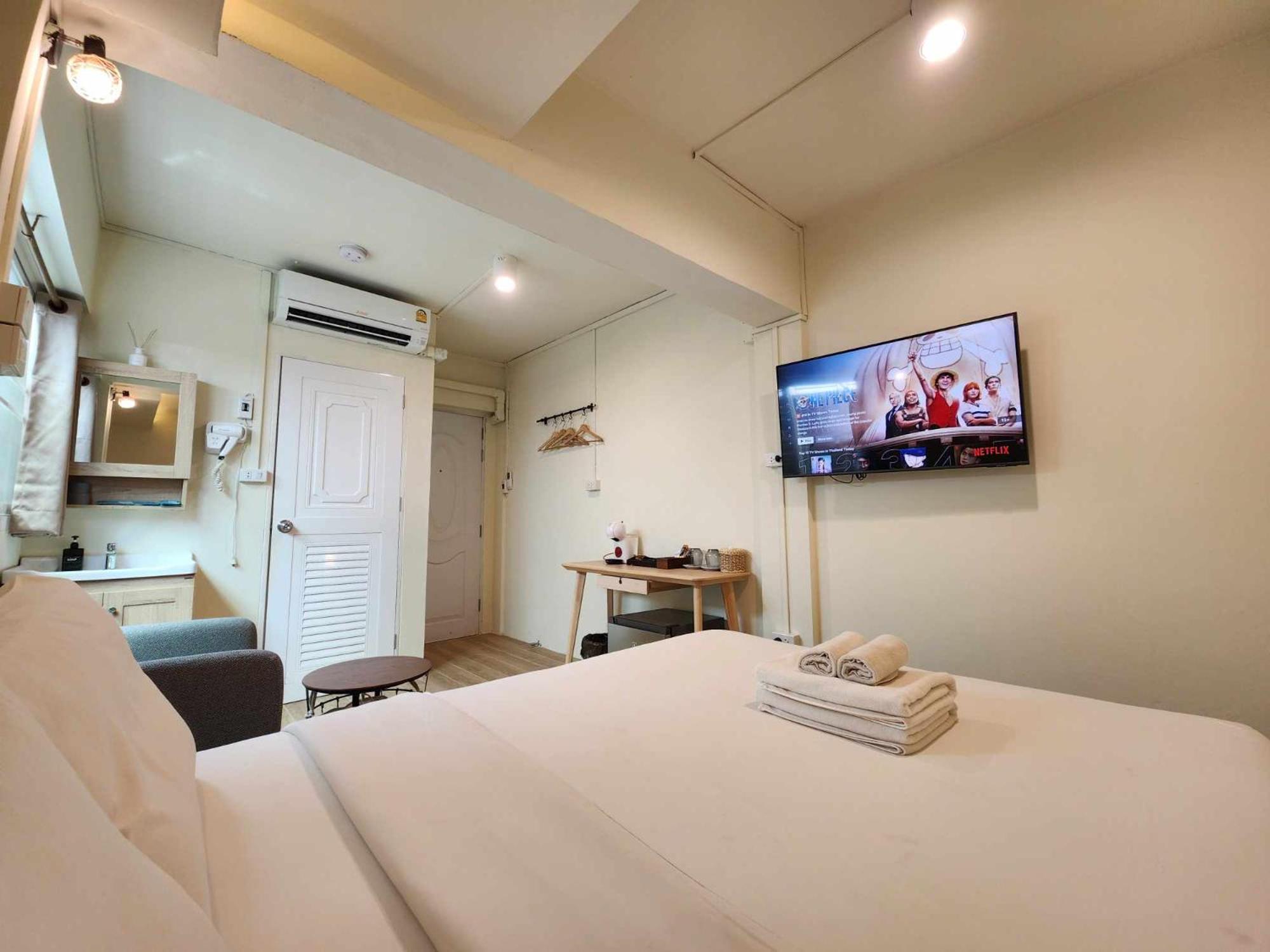 Canal View Lo-Ha Guest House, Contactless Check-In Banguecoque Exterior foto